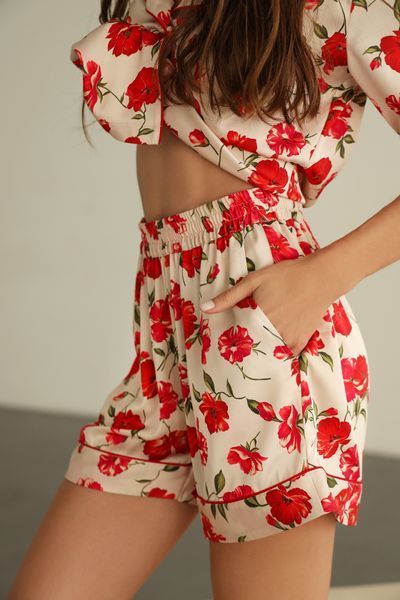 Піжамний костюм шовковий з кантом, кофта з коротким рукавом та шорти 30116184 фото