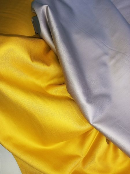 Постільна білизна ДУЕТ GOLDEN/TRUE GREY Premium Сатин однотон MERISET - Сімейний на резинці 550564 фото